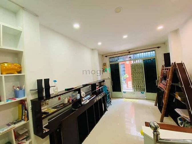 Hình ảnh Chợ Bàn Cờ - 32m2 - 4 tầng - chỉ 5,8 Tỷ