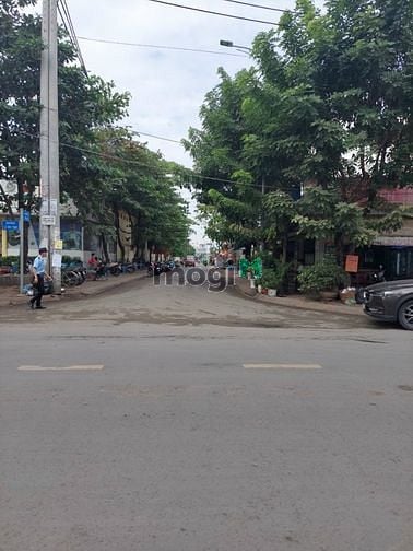 Hình ảnh Bán lô đất góc 2 mặt tiền dự án Bệnh viện Quận 2. DT 237m. 110tr/m. Sổ
