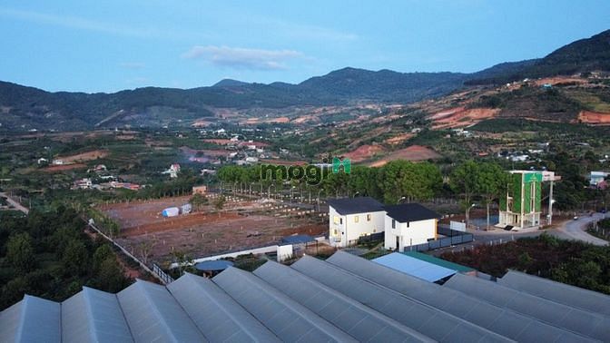 Hình ảnh Bán đất nền gần Đà lạt đã có sổ 306m2 chỉ 2.45 tỷ