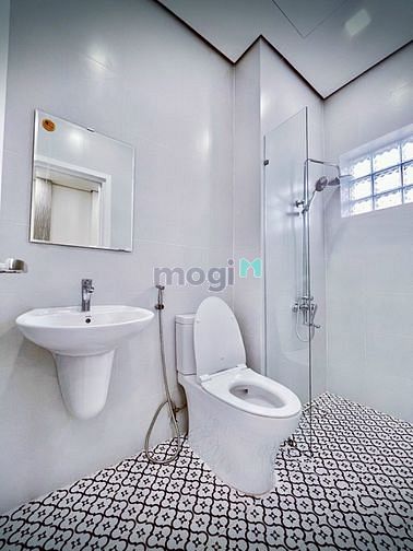 Hình ảnh Mb6623 nạp rút nhanh chóng 1pn BAN CÔNG view cây xanh siêu thoáng mát