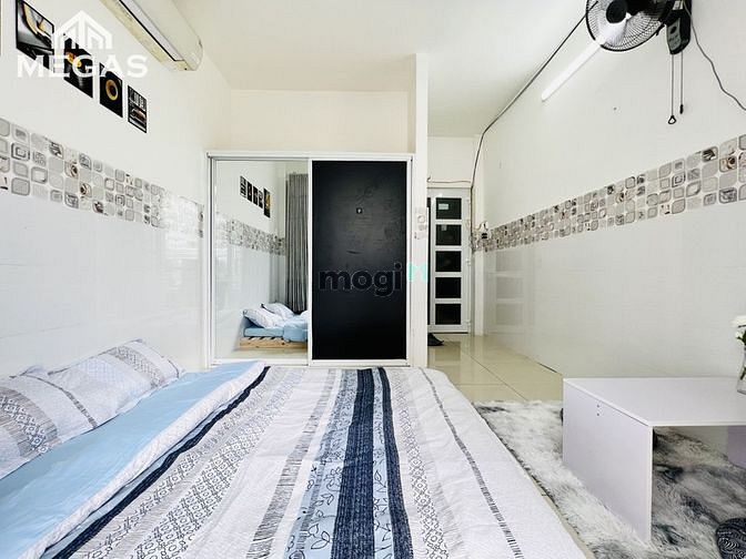 Hình ảnh CHDV full nội thất, thoáng mát gần Vạn Hạnh Mall, ĐH Huflit, Hoa Sen