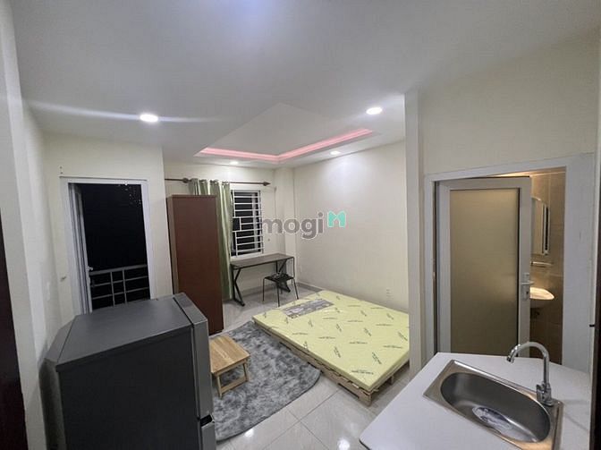 Hình ảnh CHDV giá rẻ ngay Landmark 81_Full nội thất_cửa sổ/ban công