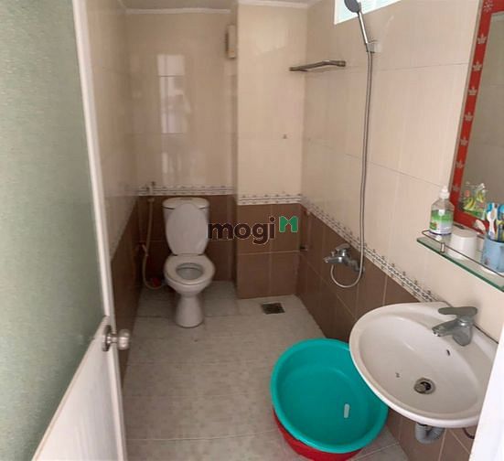 Hình ảnh Nhà cho thuê Lê Văn Quới 3 lầu 4PN 3WC Full nội thất