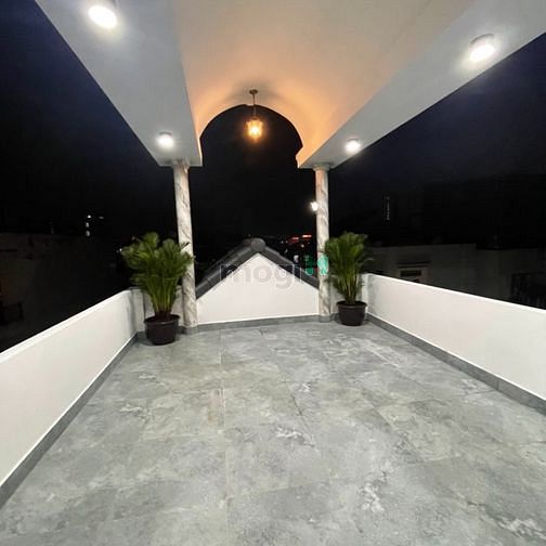 Hình ảnh Siêu phẩm Hoàng Gia tại hẻm 703 Tỉnh Lộ 10, BTDb, Bình Tân