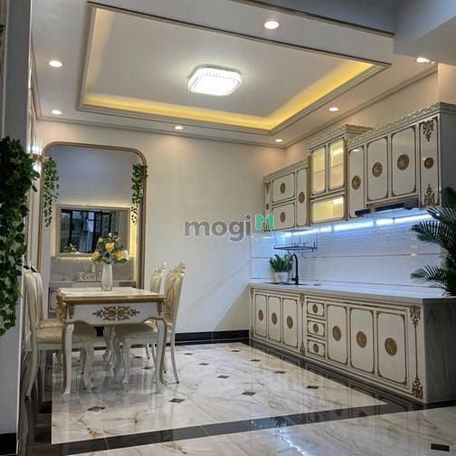 Hình ảnh Siêu phẩm Hoàng Gia tại hẻm 703 Tỉnh Lộ 10, BTDb, Bình Tân