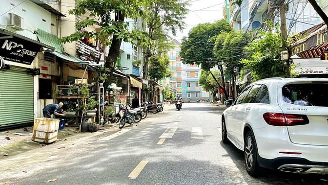 Hình ảnh Vị trí Vip Tân Bình. Mặt tiền đường Bàu Cát.