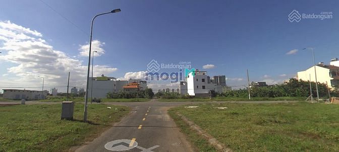 Hình ảnh Tôi cần bán gấp lô đất đường Trương Văn Bang DT 100m2 Giá 2,9 tỷ