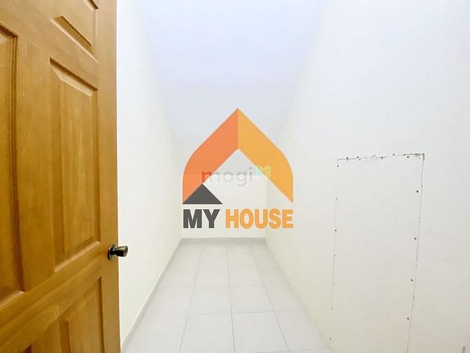 Hình ảnh SOS!Biệt thự trắng thư giãn Thảo Điền 500m2 mát lắm ự