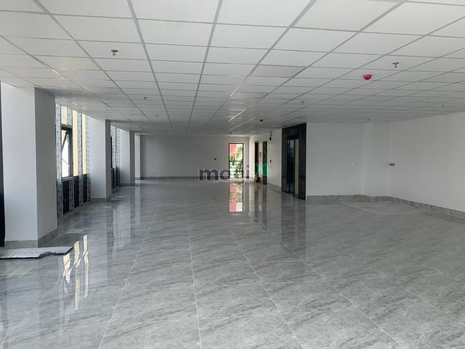 Hình ảnh Cho thuê nhà góc 2 MT đường Lũy Bán Bích, Dt 10x24m, 1H1T1Lg6L