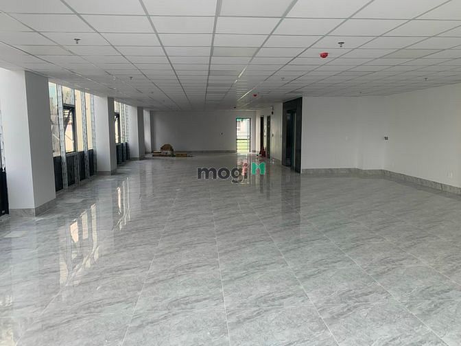 Hình ảnh Cho thuê nhà góc 2 MT đường Lũy Bán Bích, Dt 10x24m, 1H1T1Lg6L