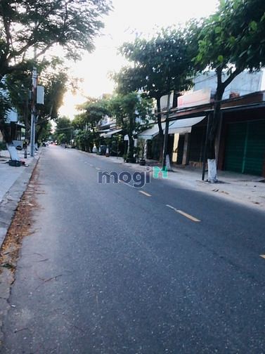 Hình ảnh cần tiền bán lô đất đường Tú Quỳ,P Hòa Minh,Q Liên Chiểu