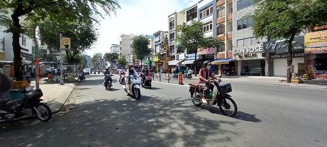 Hình ảnh Mặt tiền Lê Văn Duyệt 4x7 kinh doanh sầm uất