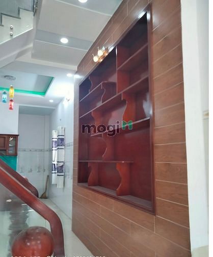 Hình ảnh cho thuê nhà nguyên căn hẻm 8m thông giá 12tr