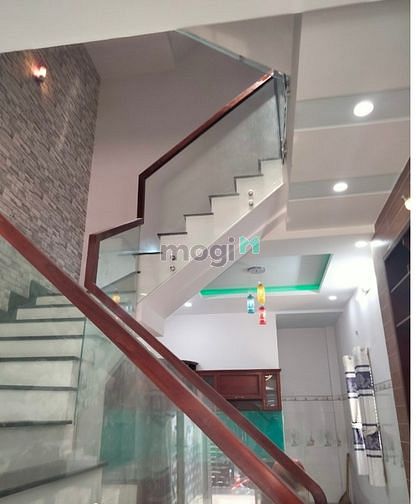 Hình ảnh cho thuê nhà nguyên căn hẻm 8m thông giá 12tr