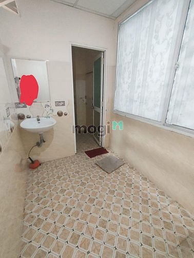 Hình ảnh Bán nhà gác đúc kiệt 546 Tôn Đản