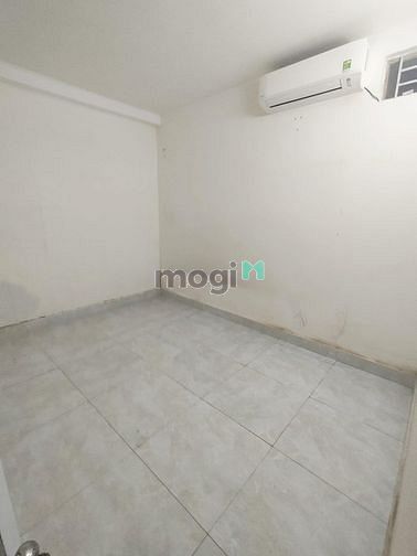 Hình ảnh Bán nhà gác đúc kiệt 546 Tôn Đản