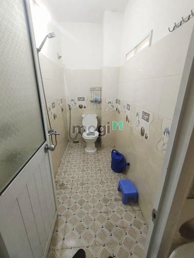 Hình ảnh Bán nhà gác đúc kiệt 546 Tôn Đản