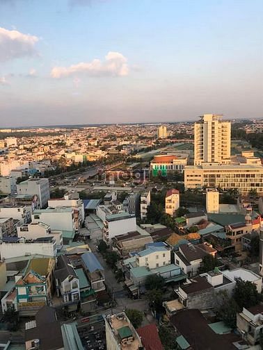 Hình ảnh Bán Gấp Căn Hộ 2PN Nội Thất Gỗ Ấm Áp
