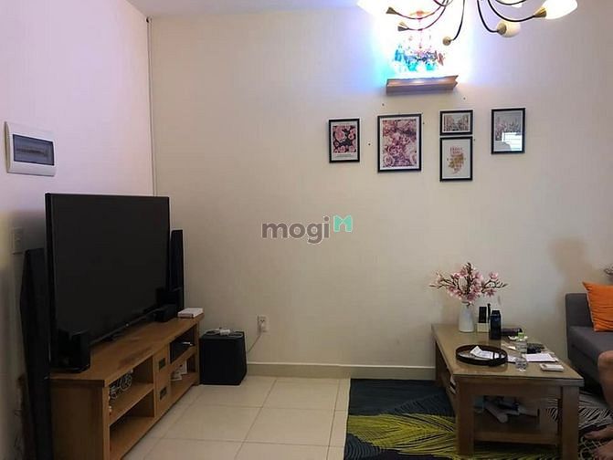 Hình ảnh Bán Gấp Căn Hộ 2PN Nội Thất Gỗ Ấm Áp