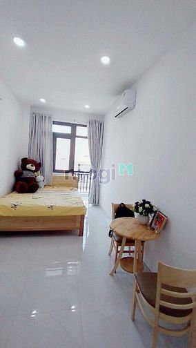 Hình ảnh CH Ban công thoáng mát Full nội thất😍Mới tinh 100%😍 gần CV Làng Hoa