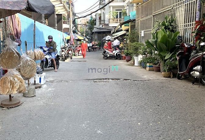 Hình ảnh Bán nhà gần chợ , sổ hồng riêng