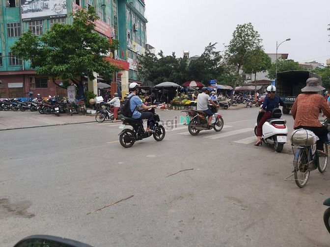 Hình ảnh Bán 85m2 Đất Gần Chợ Thạch Bàn Hiện Có Nhà Cấp 4 Đang Cho Thuê