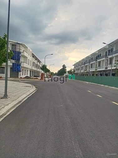 Hình ảnh CẦN BÁN GẤP đất CHÍNH CHỦ GẦN Suối Tiên