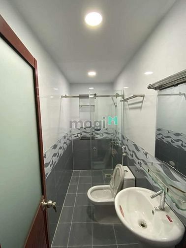 Hình ảnh Mua đất tặng nhà mới xây, DTSD 80m2, sổ hồng công chứng