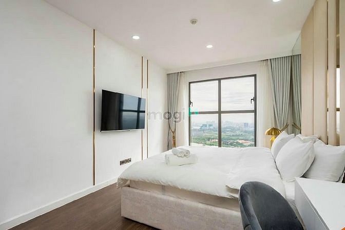 Hình ảnh Cho thuê căn 2PN SaiGon Royal Quận 4 view sông NT cao cấp giá 31 tr