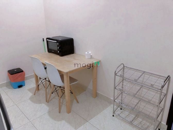 Hình ảnh Căn Hộ 1 Phòng Ngủ_Ban công_Bao Chi Phí_Gần C.Viên Lê Thị Riêng_Quận 3