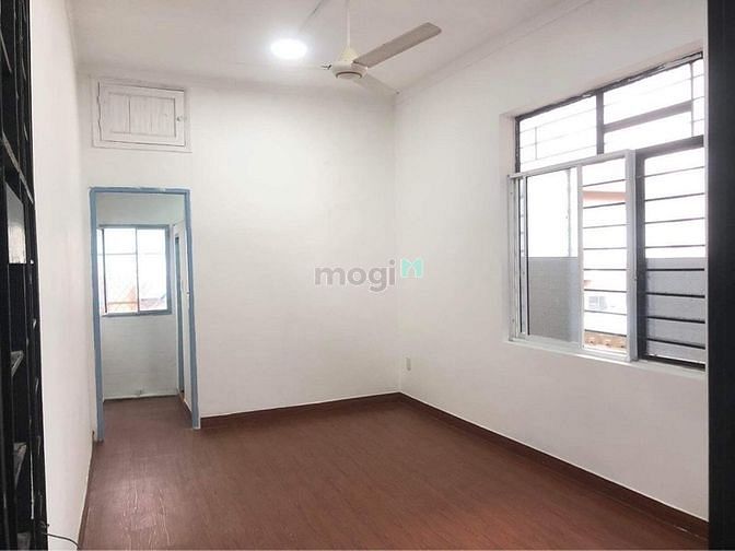 Hình ảnh Chung cư 2PN có nội thất Tân ĐỊnh Q1 giá rẻ