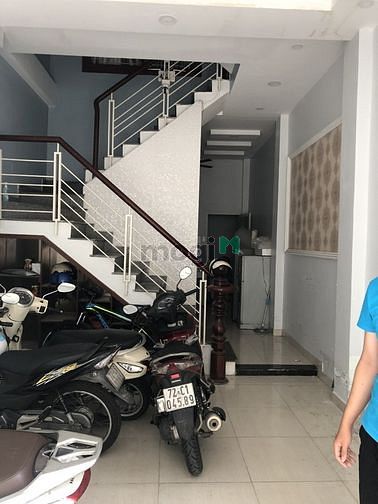 Hình ảnh CHDV Sát Q1 - 2 Mặt hẻm xe hơi tránh
