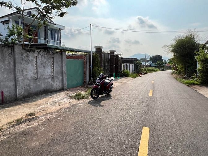Hình ảnh Bán đất MT đường 18, xã Hòa Long, TP Bà Rịa