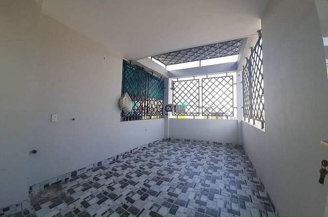 Hình ảnh Hẻm xe hơi - Nguyễn Cảnh Chân - Q1