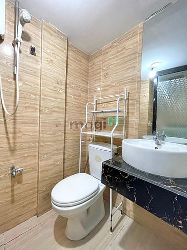 Hình ảnh Căn Hộ Cửa Sổ Trời, Sang Trọng, Gần chợ Bà Hạt, Quận 10