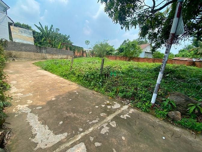 Hình ảnh Đất sổ riêng thổ cư góc 2mặt tiền Vĩnh An Vĩnh Cửu