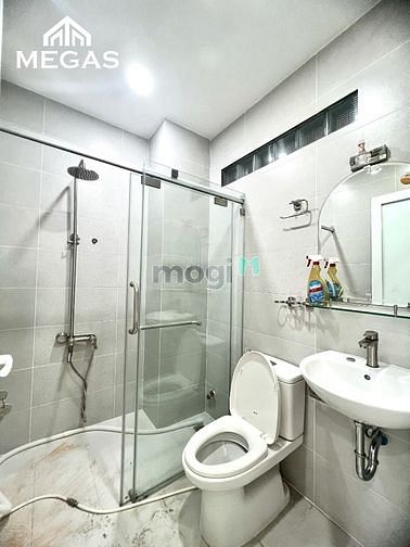 Hình ảnh CHDV full nội thất ban công giá rẻ ngay Chợ Bà CHiểu