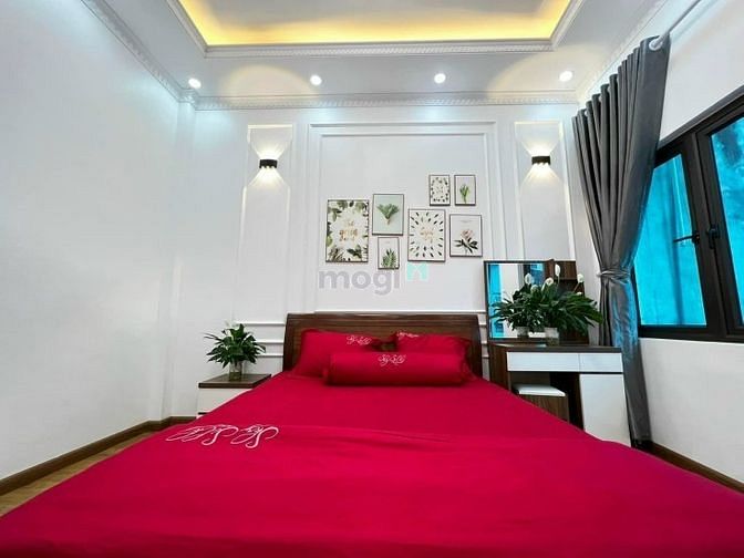 Hình ảnh Nhà phân lô, gara ô tô, mt:5m 7 tầng thang máy, nội thất sịn 096177139