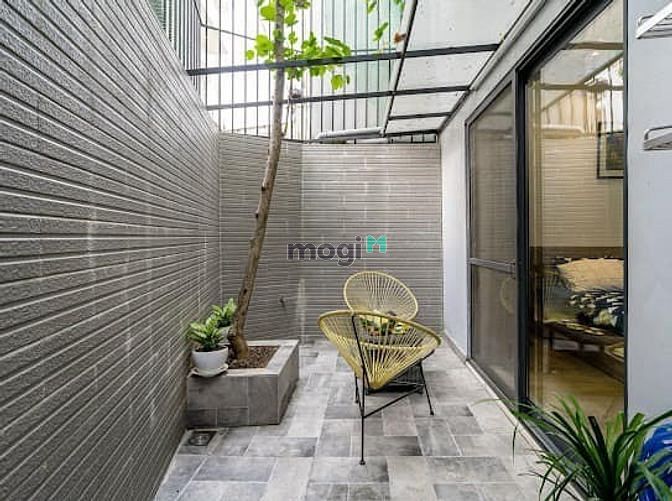 Hình ảnh Căn Hộ Dịch Vụ Sân Vườn Tông Màu Gỗ Đẹp Mê Ly