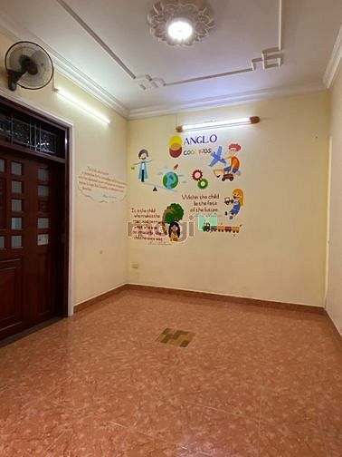Hình ảnh Cho thuê Biệt Thự có sân rộng 100m2 Trường Sơn P.2 Tân Bình.