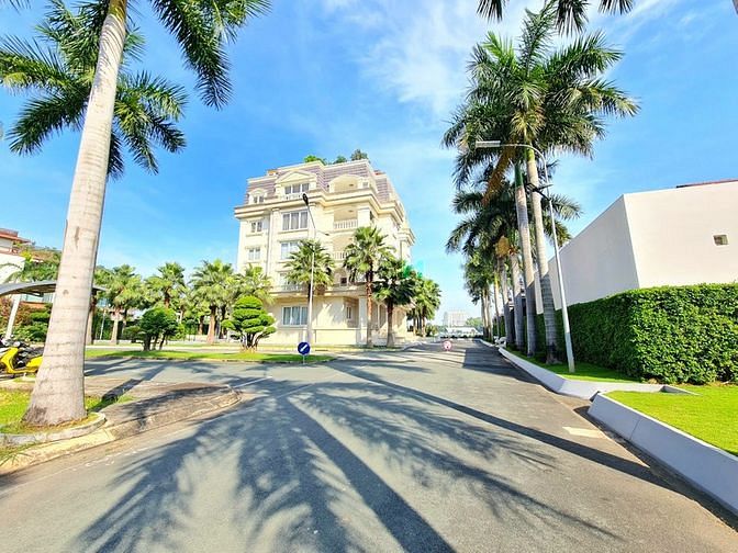Hình ảnh Bán Khuôn Villa Thảo Điền Compound, 15x24m, Sát Bên Holm Villa