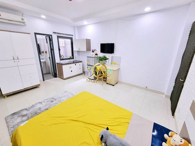 Hình ảnh CHDV STUDIO full nội thất có cửa sổ lớn thoáng mat