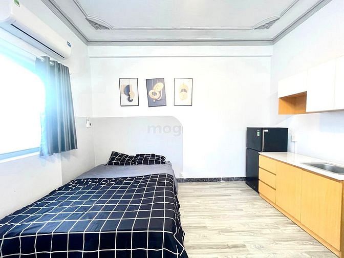 Hình ảnh CHDV full nội thất có cửa sổ lớn thoáng mát
