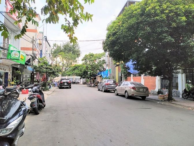 Hình ảnh Bán Đất Hẻm Xe Hơi Nguyễn Gia Trí D2