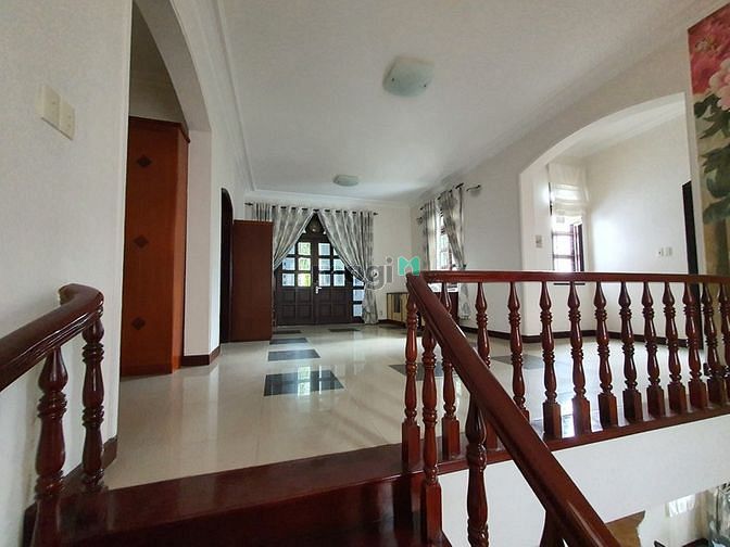 Hình ảnh Cho thuê biệt thự sân vườn 20X21 đường Cách Mạng Thag 8, P.7, Tân Bình