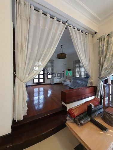 Hình ảnh Cho thuê biệt thự sân vườn 20X21 đường Cách Mạng Thag 8, P.7, Tân Bình