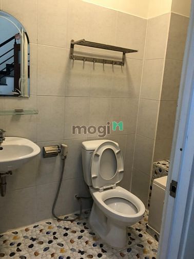 Hình ảnh Nhà bán đúc 4 tấm đường Phan Văn Trị, phường 11, BT