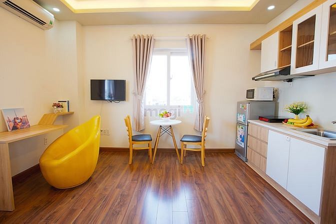 Hình ảnh CHDV STUDIO FULL NỘI THẤT có cửa sổ lớn tháng mát