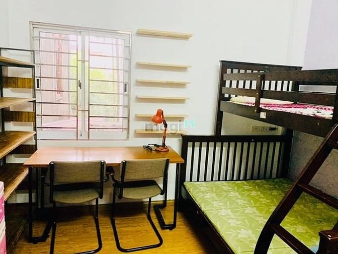 Hình ảnh Nhà Long Biên, chỉ hơn 2 tỷ sẵn 3 tầng ở luôn, nhanh tay cọc.