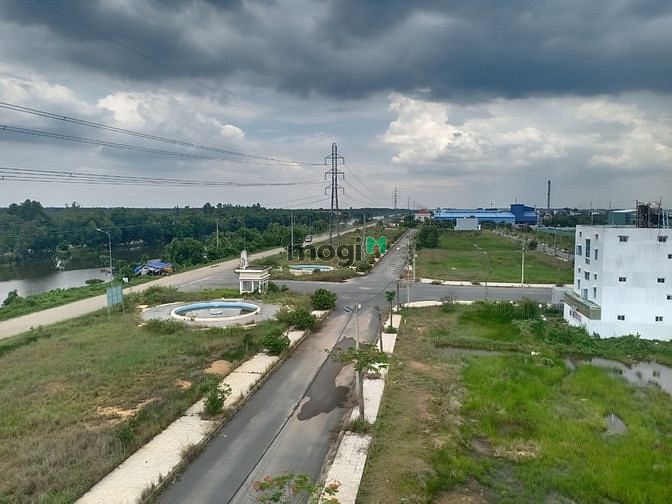 Hình ảnh Chính chủ ngộp cần bán gấp lô đất